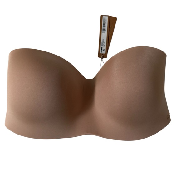 SKIMS Wireless Form Strapless Bra - Picture 3 of 7